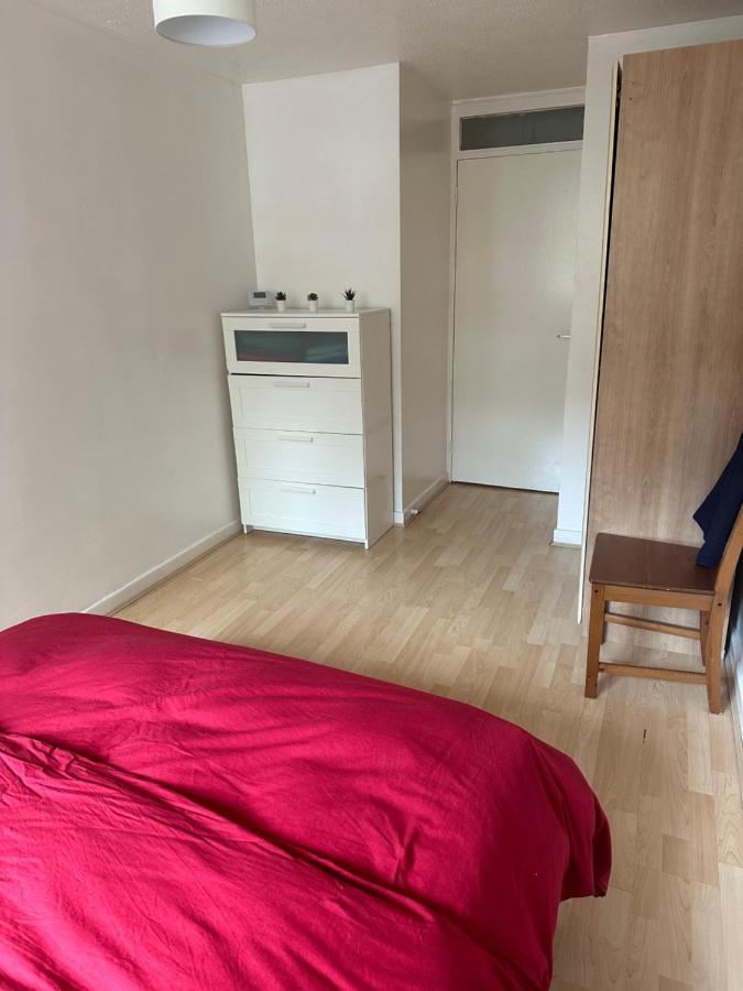 86 Mcdermott Appartement Londen Buitenkant foto