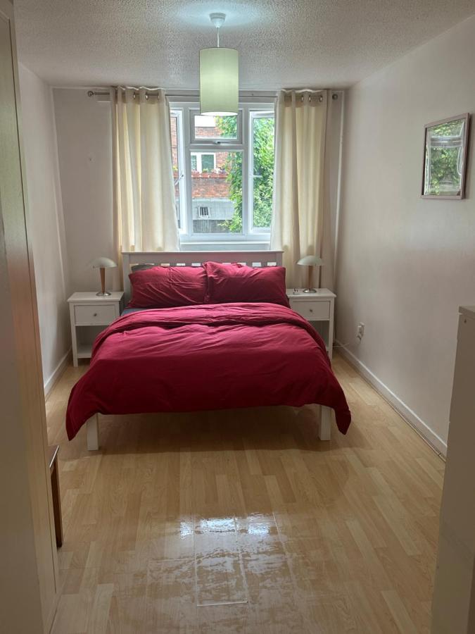 86 Mcdermott Appartement Londen Buitenkant foto